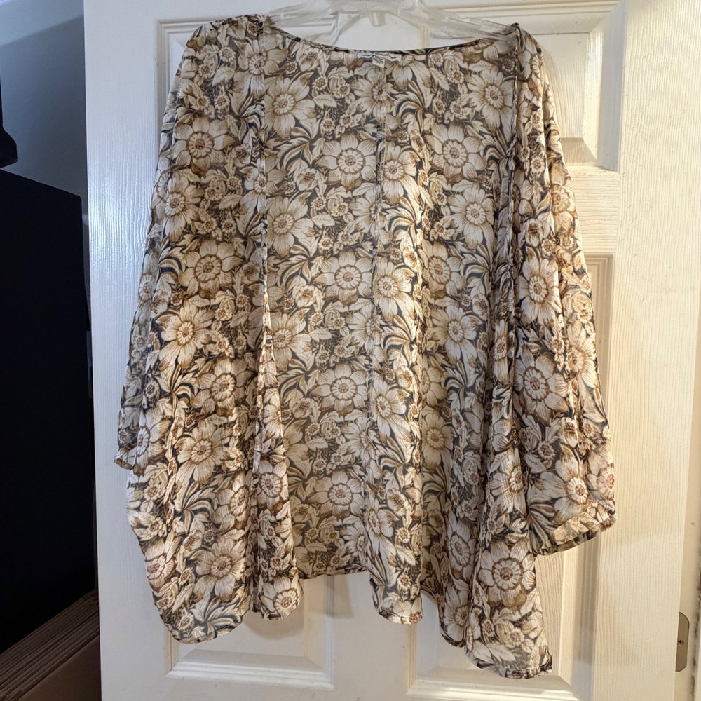 American Eagle Outfitters Floral Kimono Sheer Open Front Sheer M Boho Festival